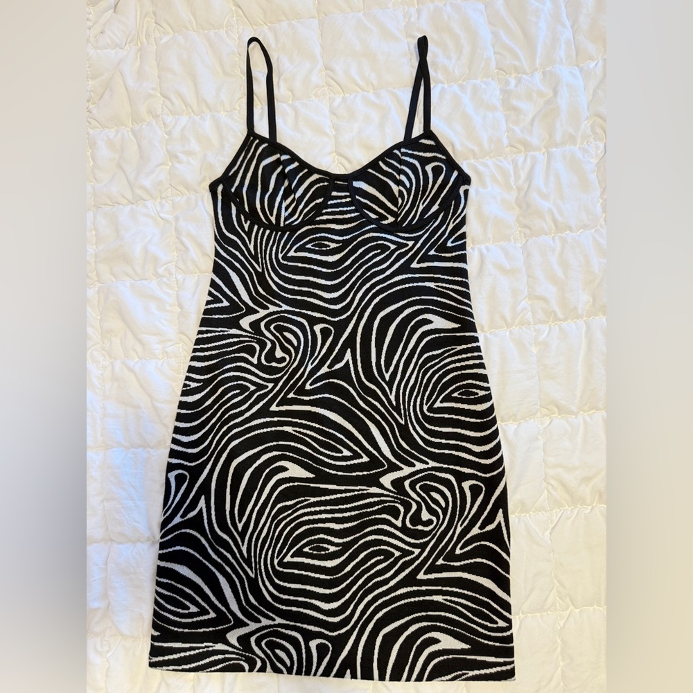Zara Black and White Knit Dress